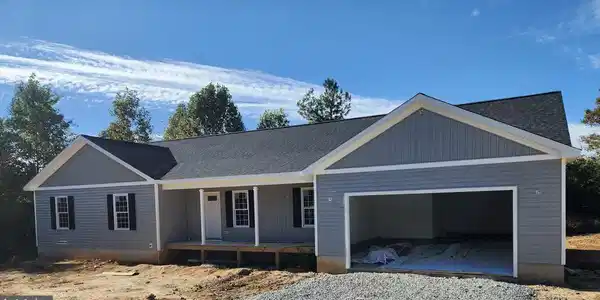 46 CIMARRON CT