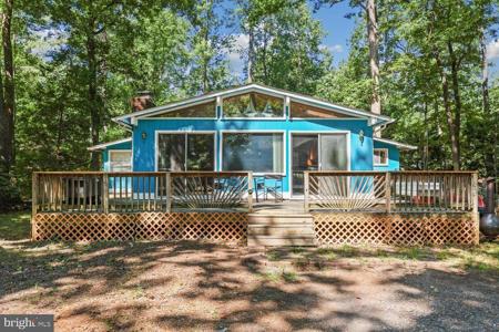 4211 LAKEVIEW PARKWAY