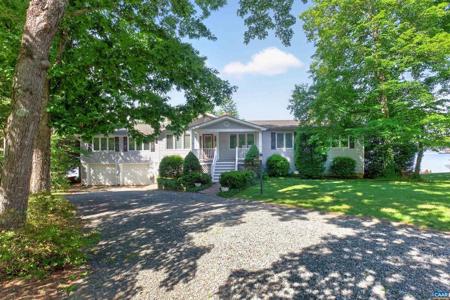 7 DOVER CT