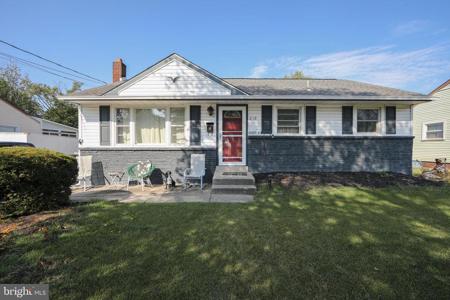 219 2ND STREET