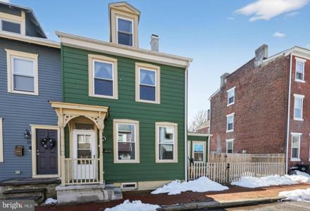 20 PEARL STREET