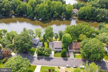 15350 EDGEHILL DRIVE