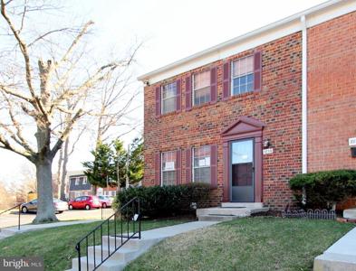 7856 LAKECREST DRIVE