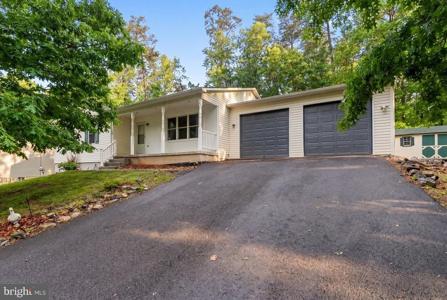 100 WOODLANDS LANE