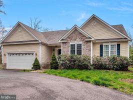 709 LAKEVIEW PARKWAY