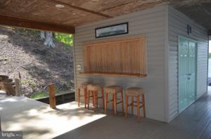 2599 HENSLEY ROAD
