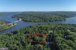 24 DEEP CREEK HIGHLANDS
