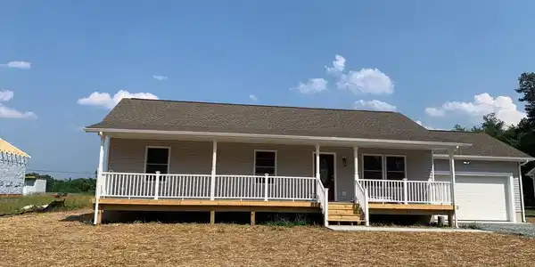 264 BEACON COURT