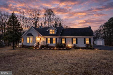 999 LAKE HERITAGE DRIVE