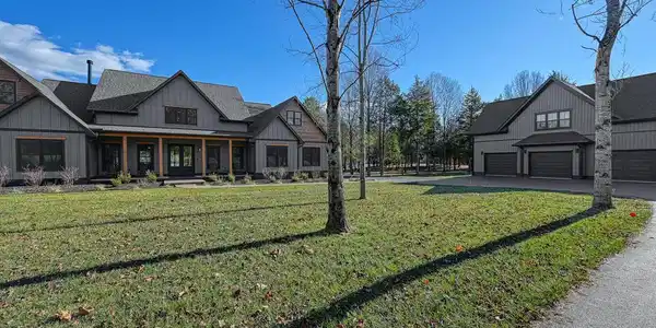 2642 PEACH GROVE ROAD