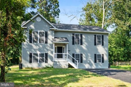484 LAKE DRIVE