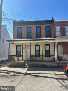 208 MORRIS STREET