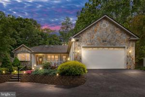 535 HARRISON CIRCLE