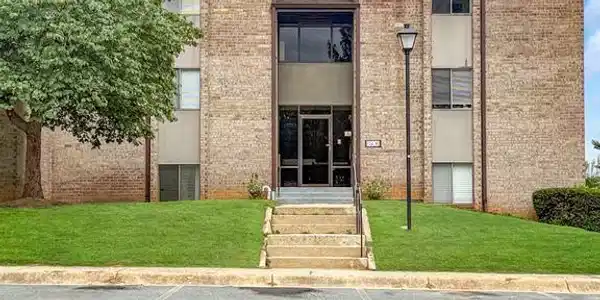 18901 SMOOTHSTONE WAY
