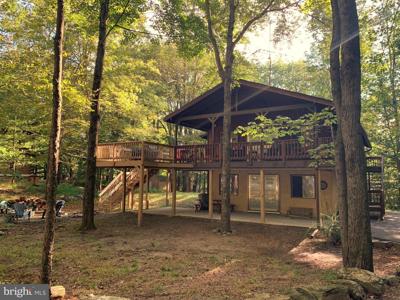 261 FARMERS LANE
