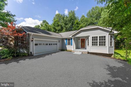 4513 LAKEVIEW PARKWAY