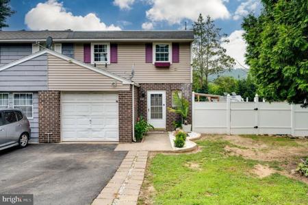 1071 DEER RUN
