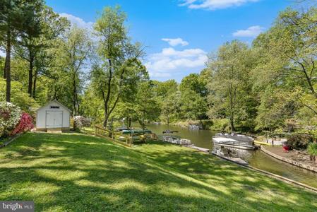 3504 PINETREE TERRACE