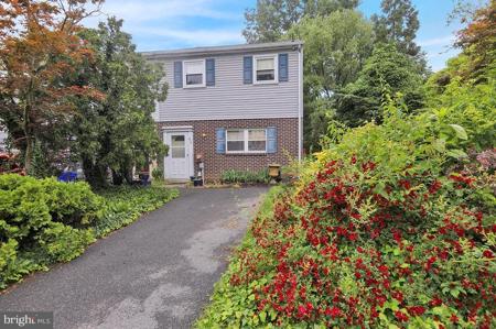 830 BEAVER LANE