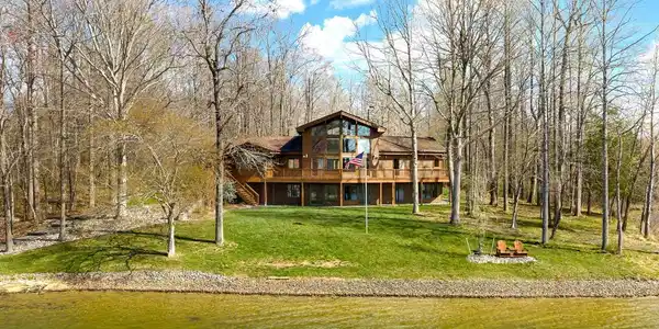 374 SORBIE LANE