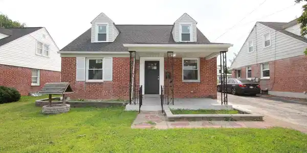 528 CRUMLYNNE ROAD