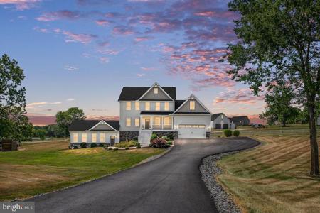 86 LONG VIEW DRIVE