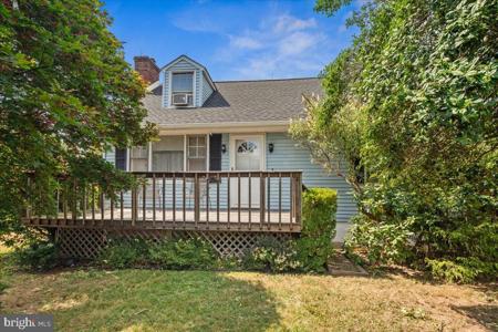 10 PARK LAKE AVENUE