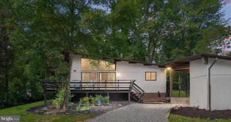 103 FAIRFAX LANE