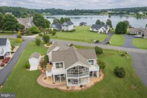 5716 CRESCENT POINT DRIVE