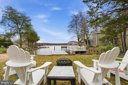 1353 LAKEVIEW PARKWAY