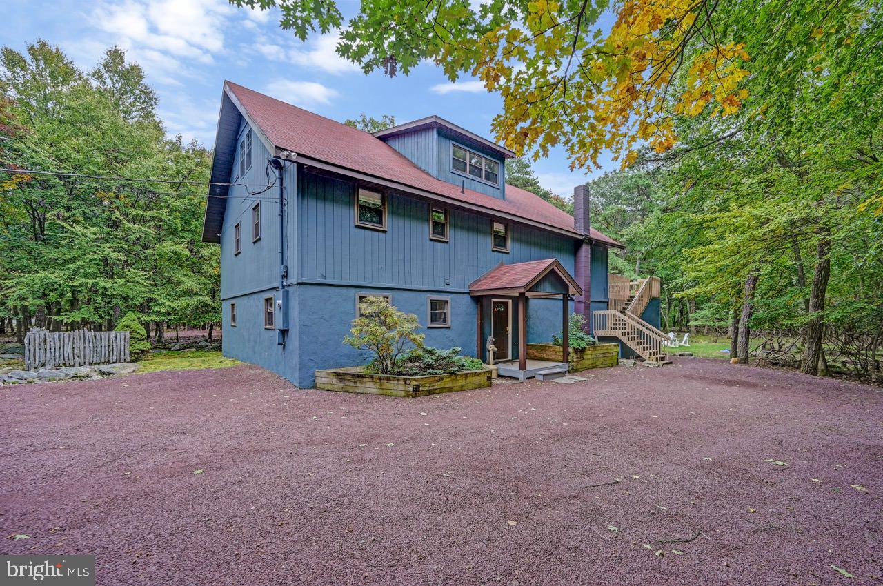 61 PINEKNOLL DRIVE, LAKE HARMONY, PA lhrmls01836967