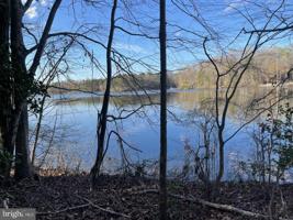 284 LAKE CAROLINE DRIVE