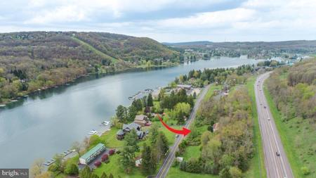 938 DEEP CREEK DRIVE