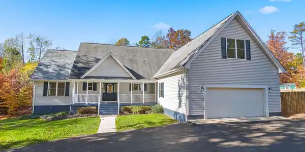 1923 HENSLEY ROAD