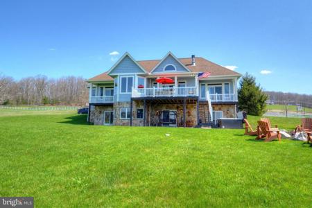 64 POND COURT