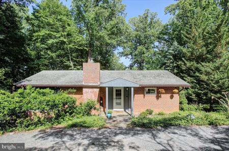 9 WREN TRAIL