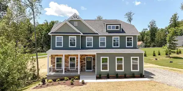 135 FAIRVIEW DR