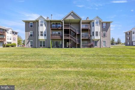 102 TIMBERLAKE TERRACE