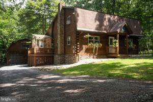 402 DEER RUN LANE