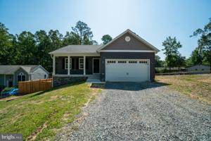 812 LAKE CAROLINE DRIVE