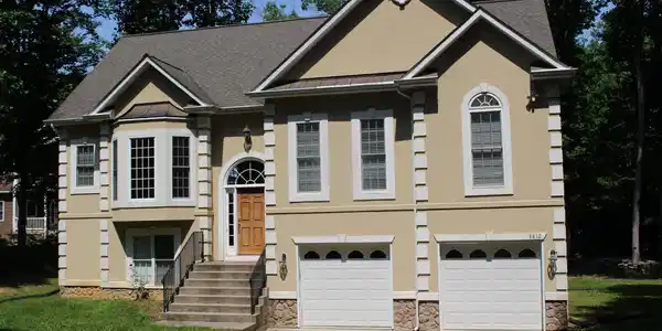 3812 OUTER BANKS LANE