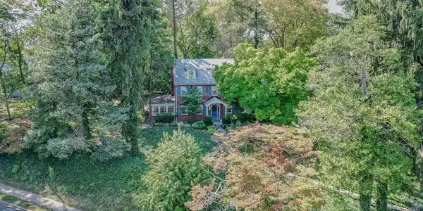 300 GLENLOCK ROAD