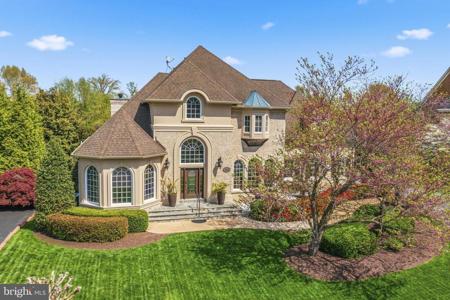 8306 ROXBOROUGH LOOP