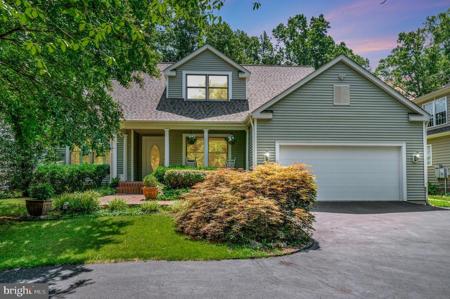 3906 LAKEVIEW PARKWAY