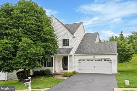 422 CARPENTERS COVE LANE