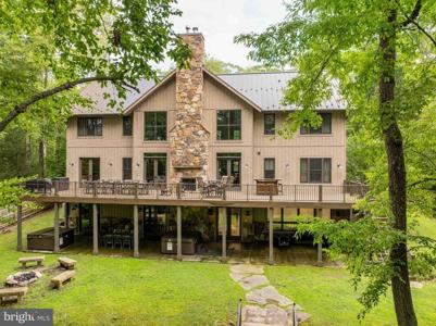 1131 LAKE SHORE DRIVE