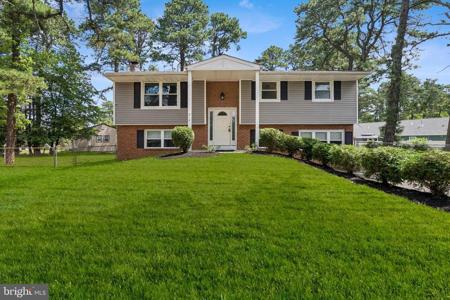 215 SEMINOLE TRL
