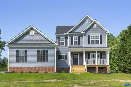 411 LAKE FOREST DR