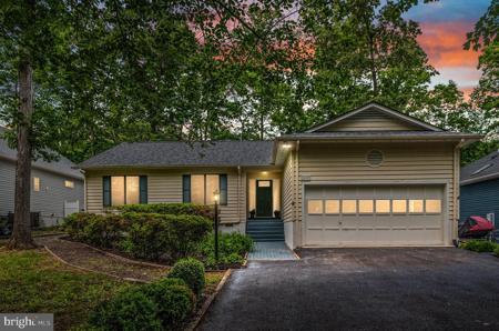 327 FAIRWAY DRIVE