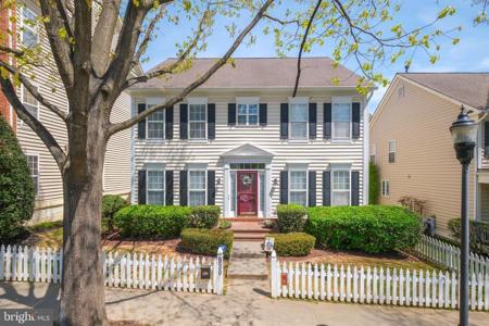 930 FEATHERSTONE STREET